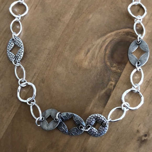 New with Defects - PD City Scape Silvet Necklace - Picture 2 of 8